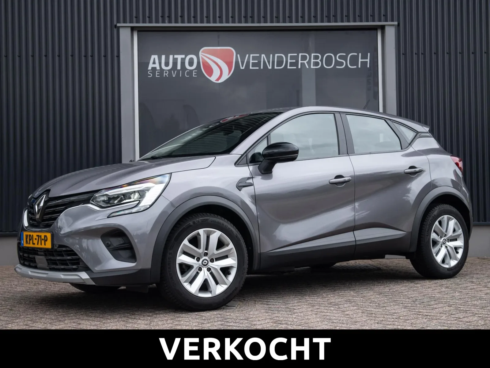 Renault Captur (2022) — foto 1