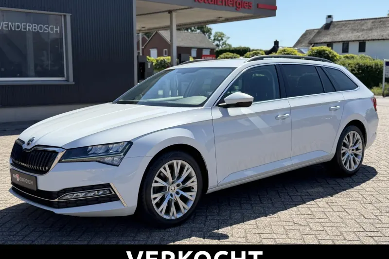 Škoda Superb (2022)