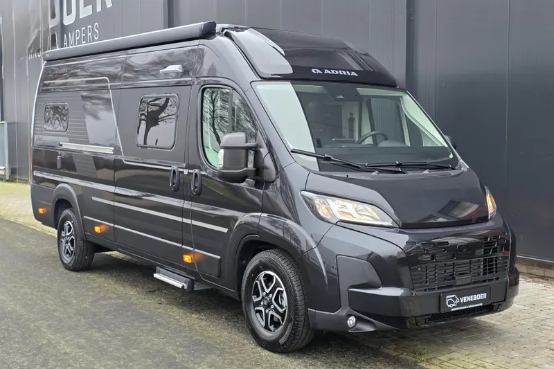 Adria Twin (2025)