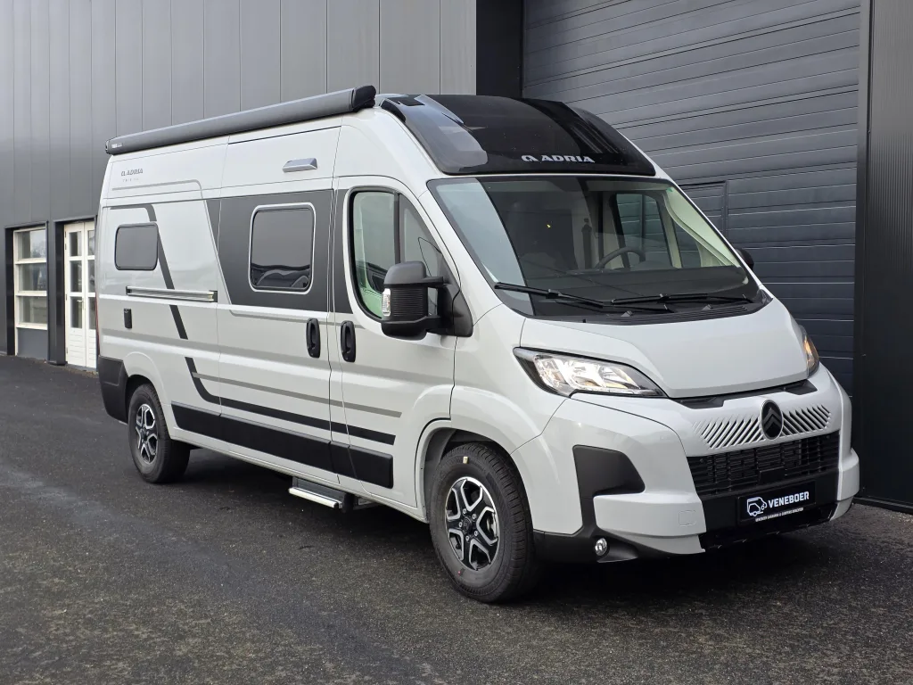 Adria Twin (2026) — foto 1