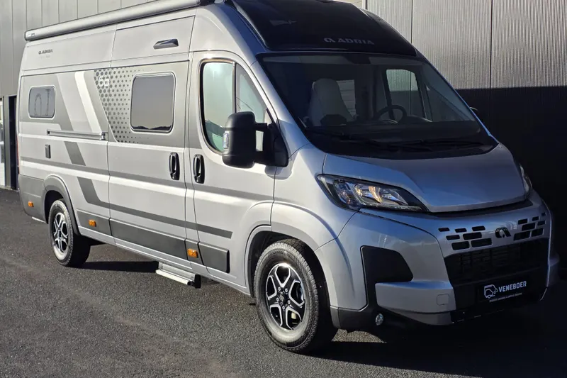 Adria Twin (2025)