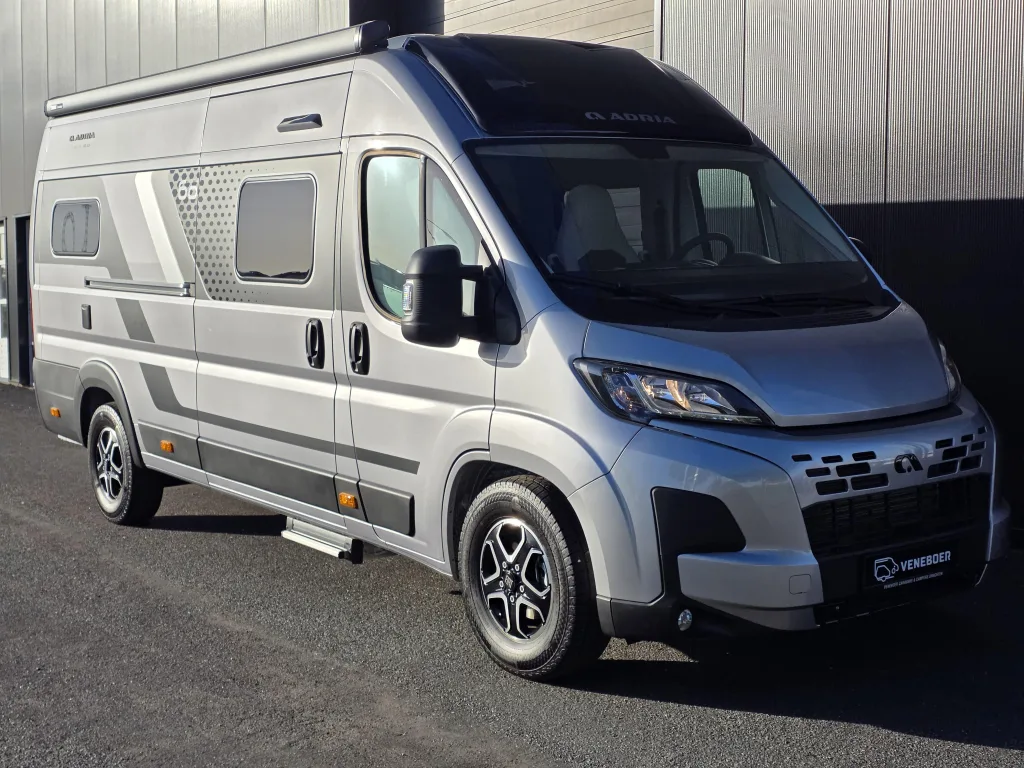 Adria Twin (2025) — foto 1
