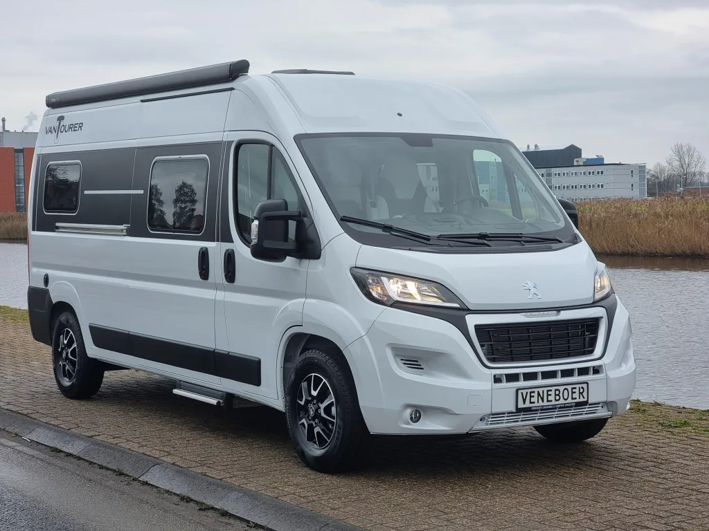 VanTourer 600 (2023) — foto 1