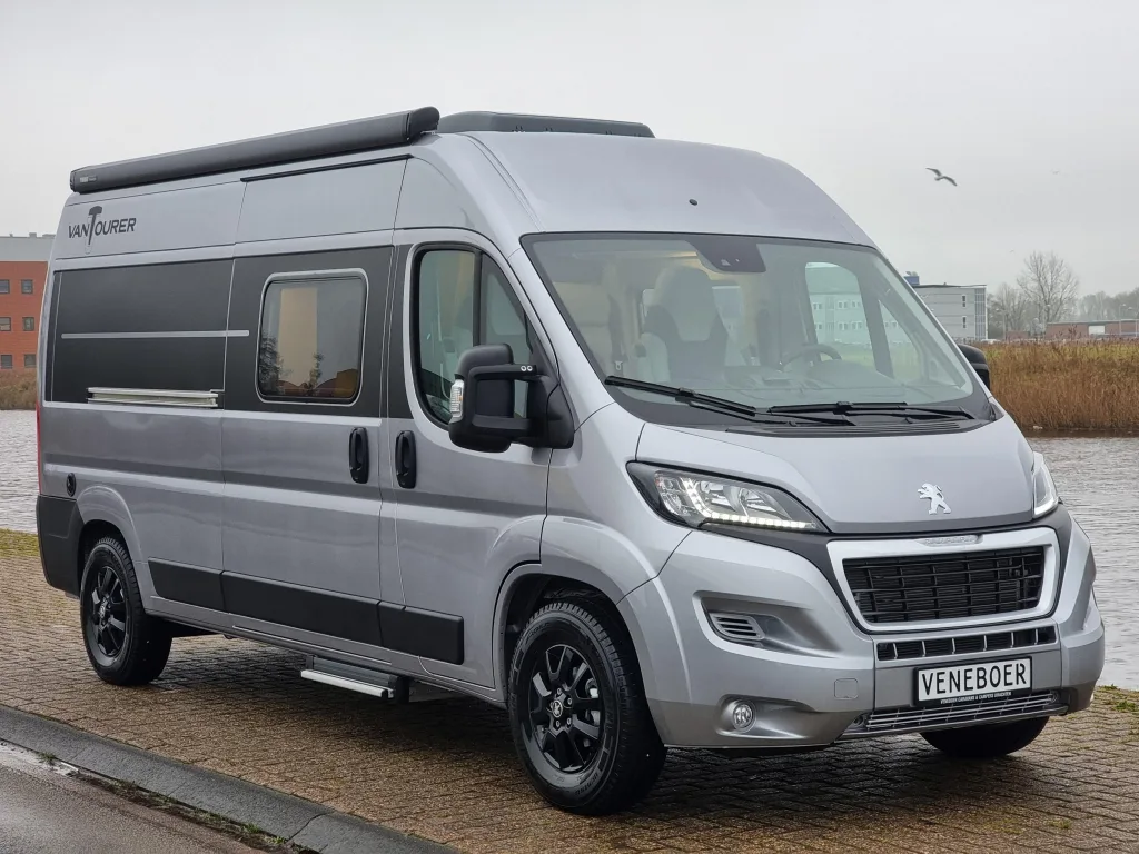 VanTourer 600 (2023) — foto 1