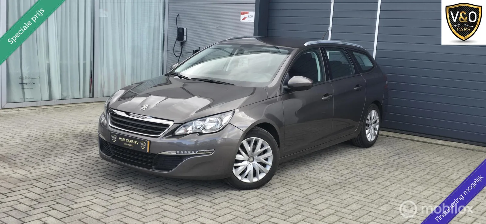 Peugeot 308 (2015) — foto 1