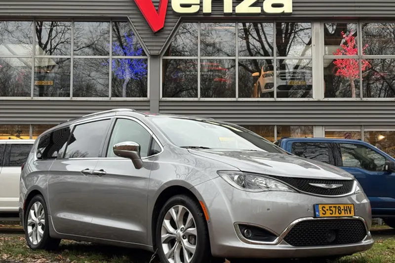 Chrysler Pacifica (2017)