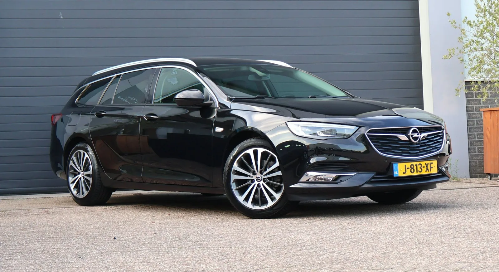 Opel Insignia Sports Tourer (2020) — foto 1