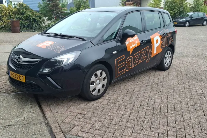 Opel Zafira (2016)