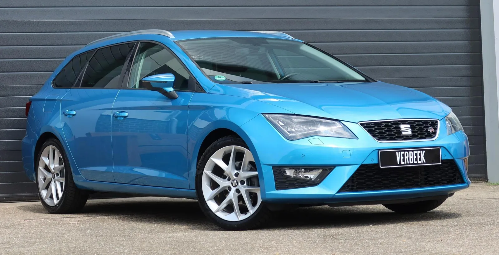 SEAT Leon (2016) — foto 1
