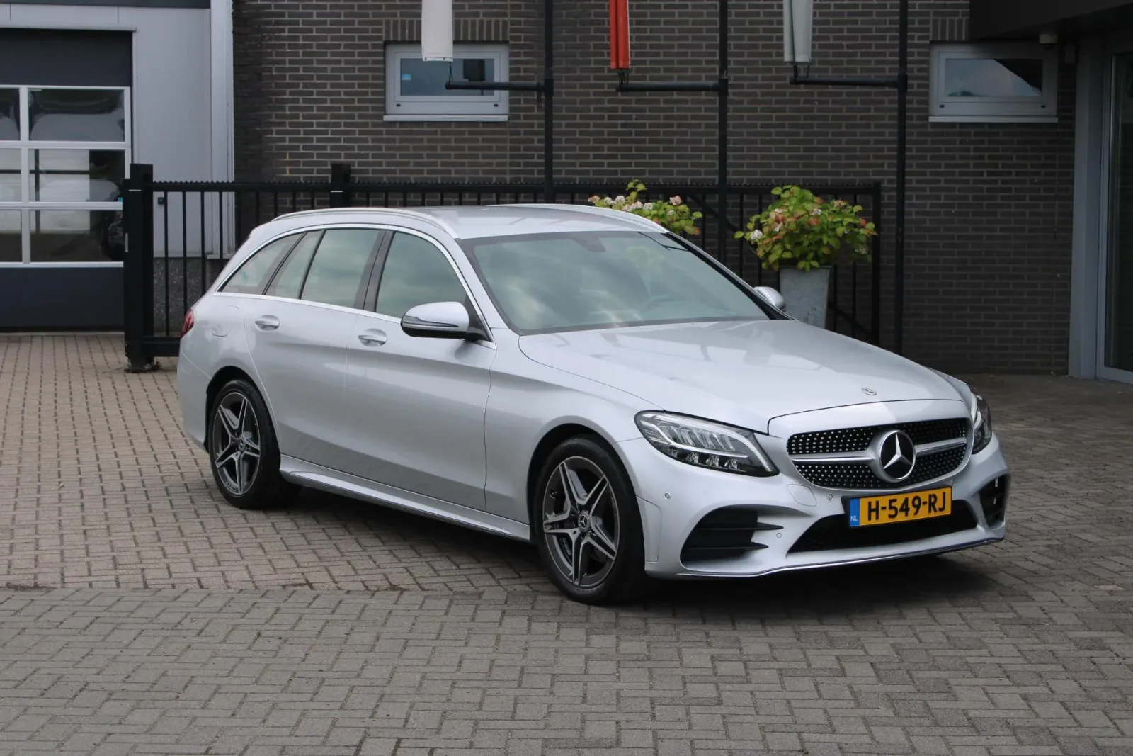Mercedes-Benz C-Klasse (2020) — foto 1