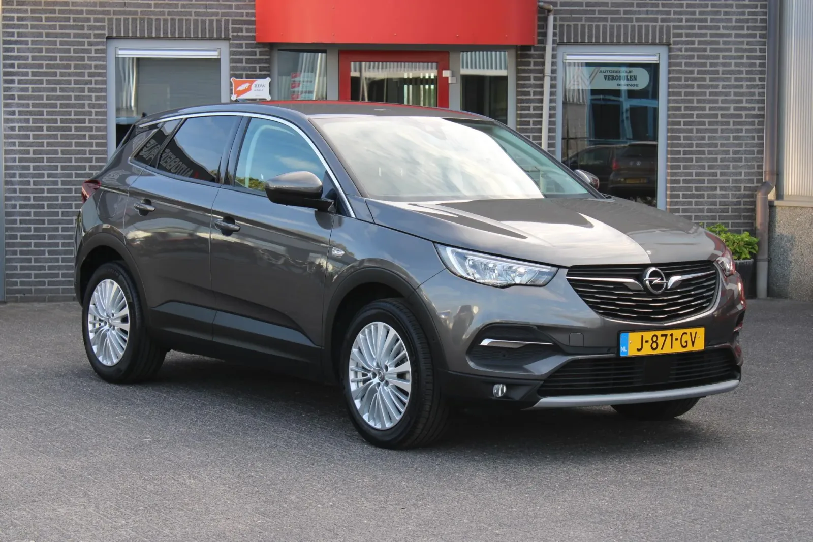 Opel Grandland (2020) — foto 1