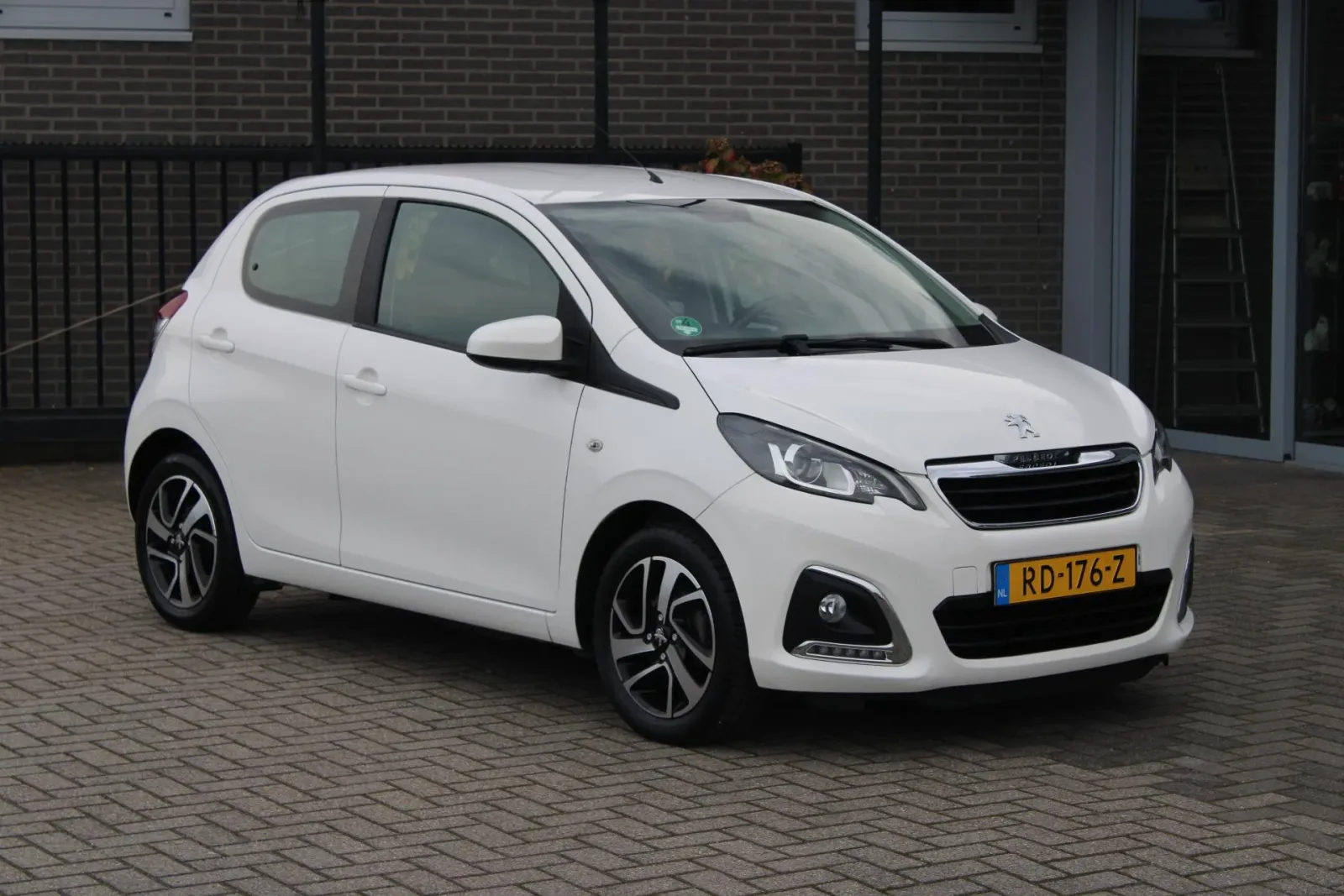 Peugeot 108 (2017) — foto 1