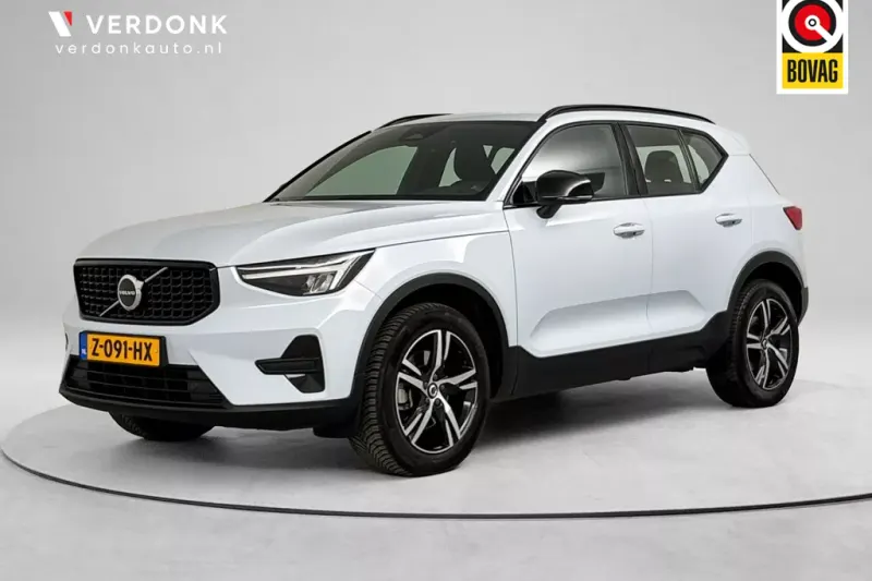 Volvo XC40 (2024)
