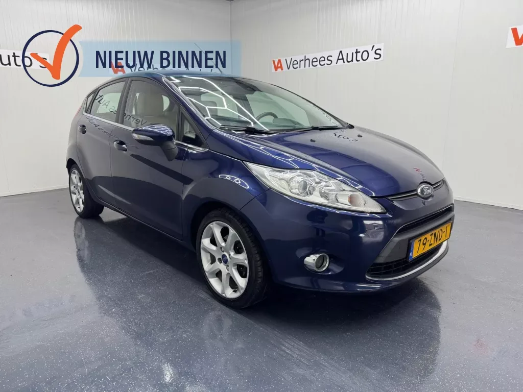 Ford Fiesta (2013) — foto 1