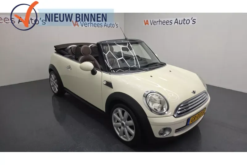 MINI Cabrio (2010)