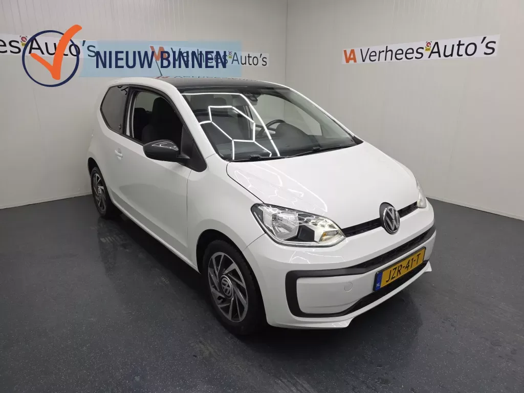 Volkswagen Up! (2017) — foto 1