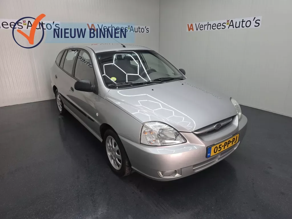 Kia Rio (2004) — foto 1