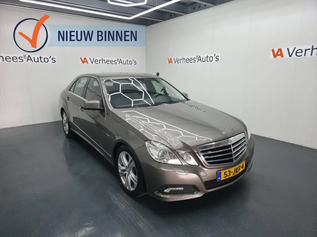 Mercedes-Benz E-Klasse (2009) — foto 1