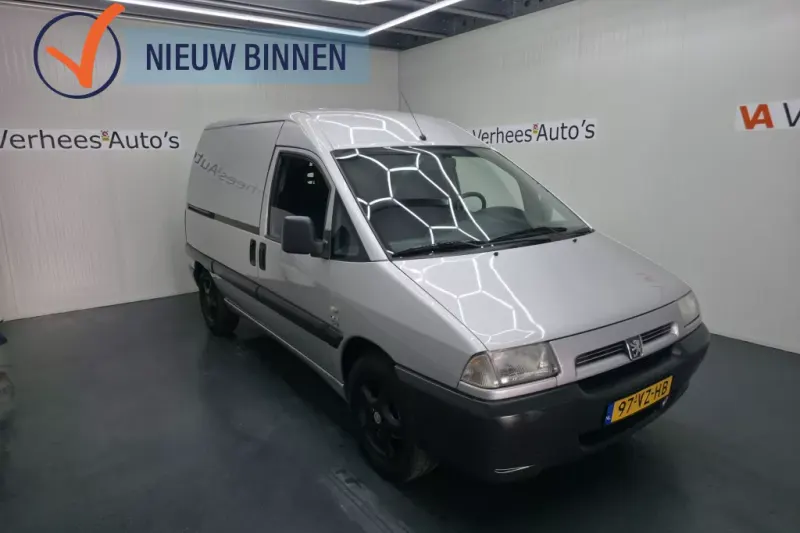 Peugeot Expert (2001)