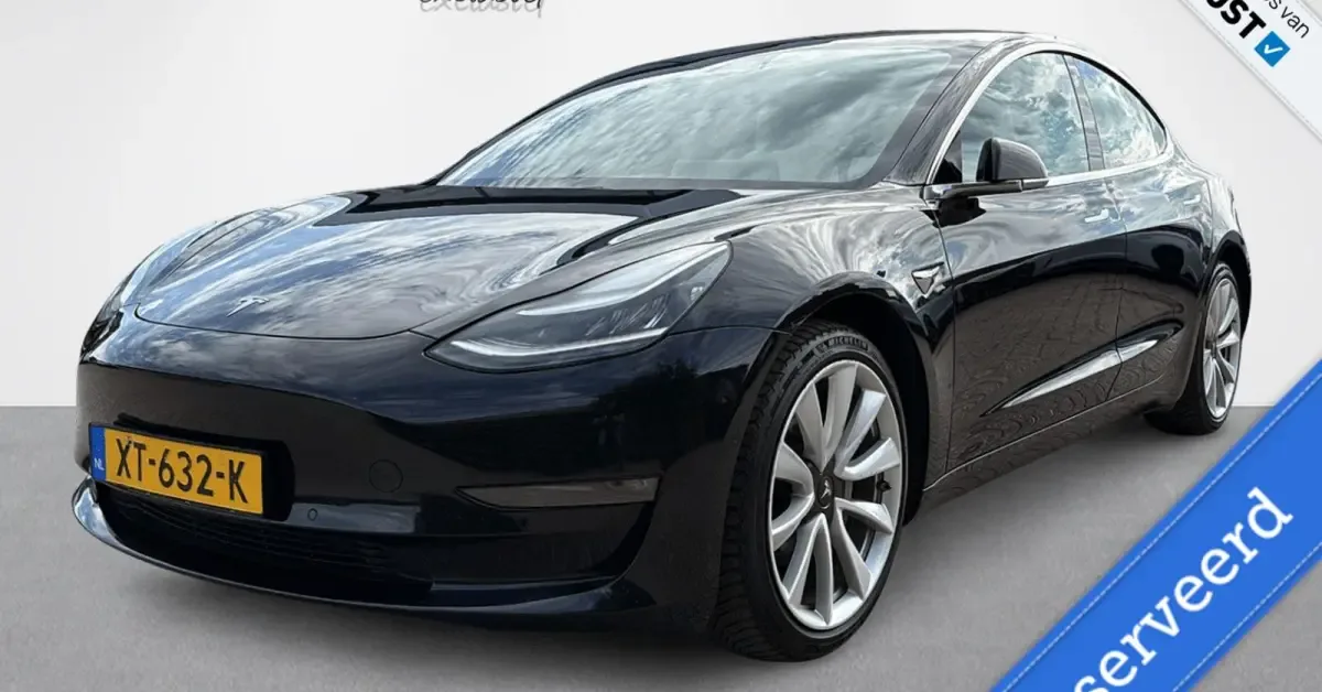 Tesla Model 3 (2020) — foto 1