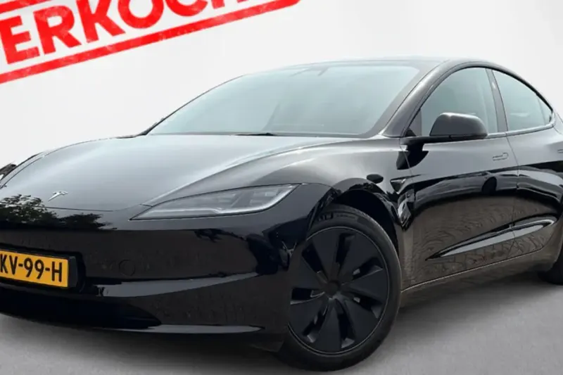 Tesla Model 3 (2024)