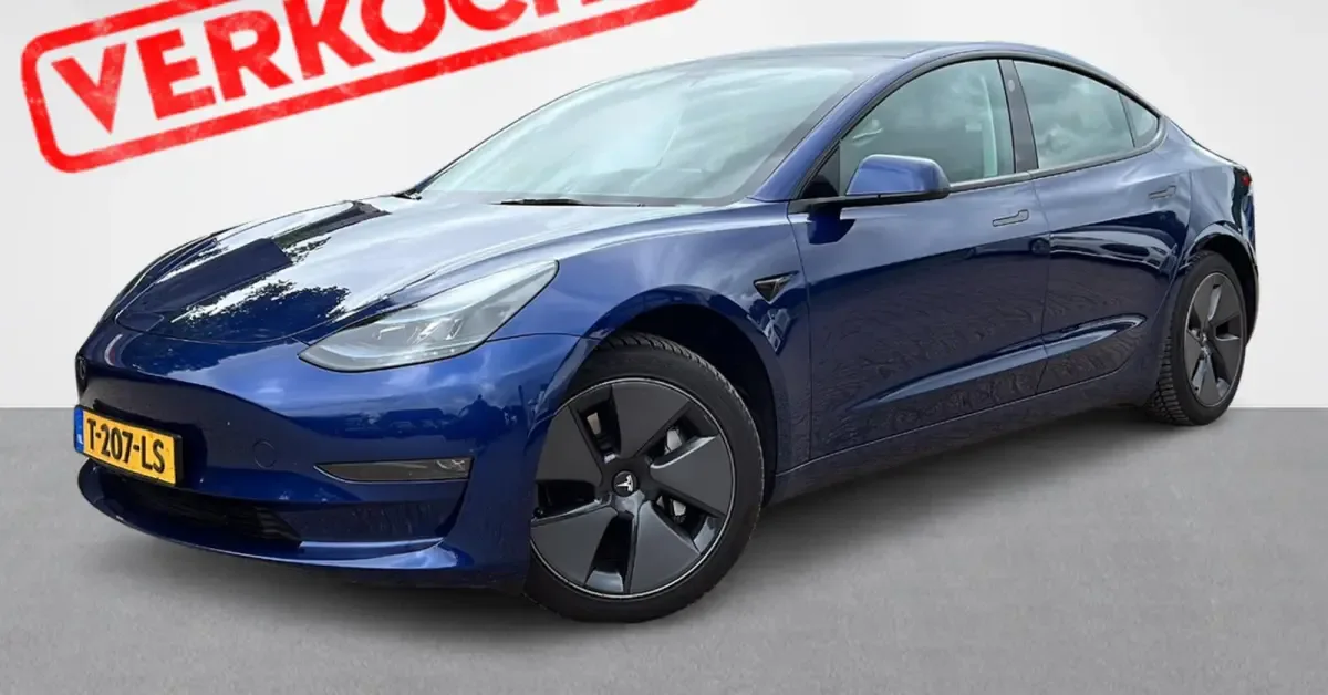 Tesla Model 3 (2023) — foto 1