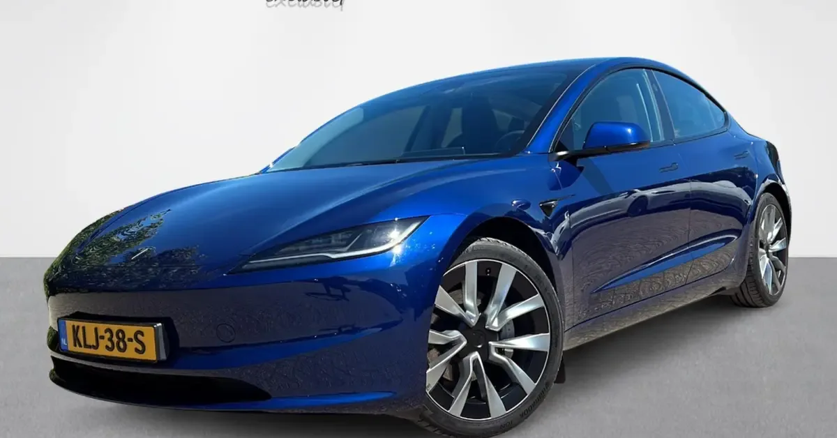 Tesla Model 3 (2024) — foto 1