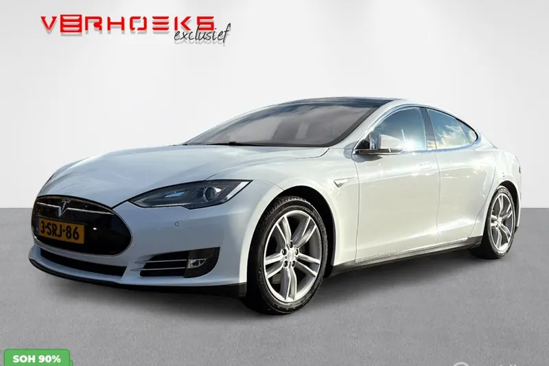 Tesla Model S (2013)
