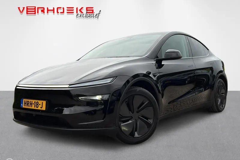 Tesla Model Y (2025)