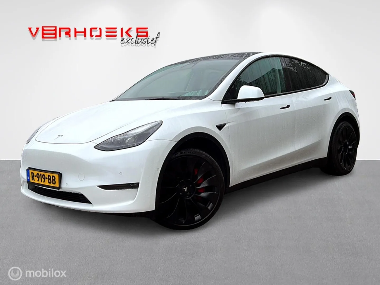 Tesla Model Y (2021) — foto 1