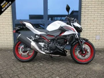 Kawasaki Z 500 SE (2026) — foto 1