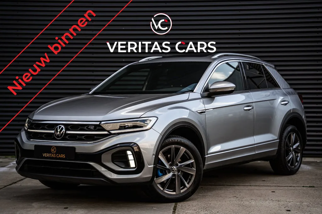 Volkswagen T-Roc (2022) — foto 1