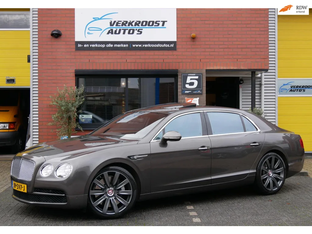 Bentley Flying Spur (2014) — foto 1