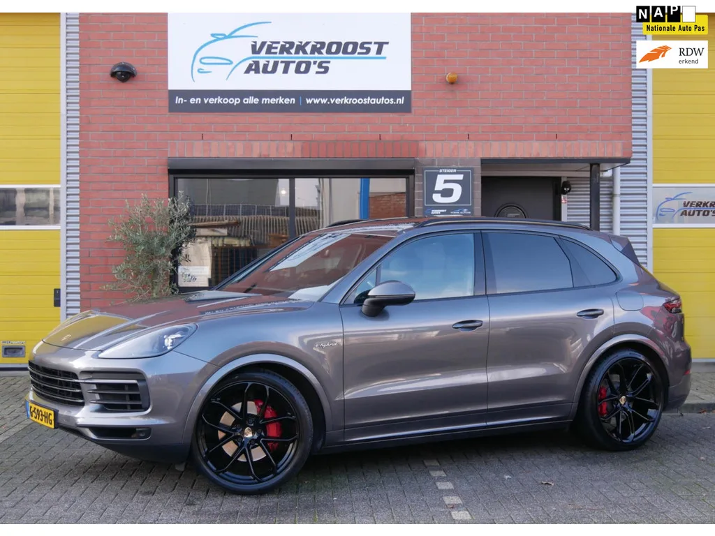Porsche Cayenne (2019) — foto 1