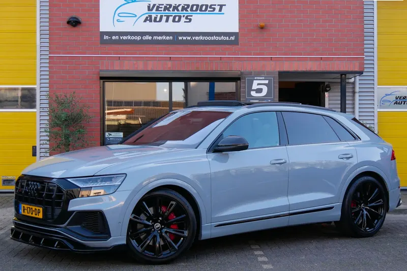 Audi SQ8 (2021)