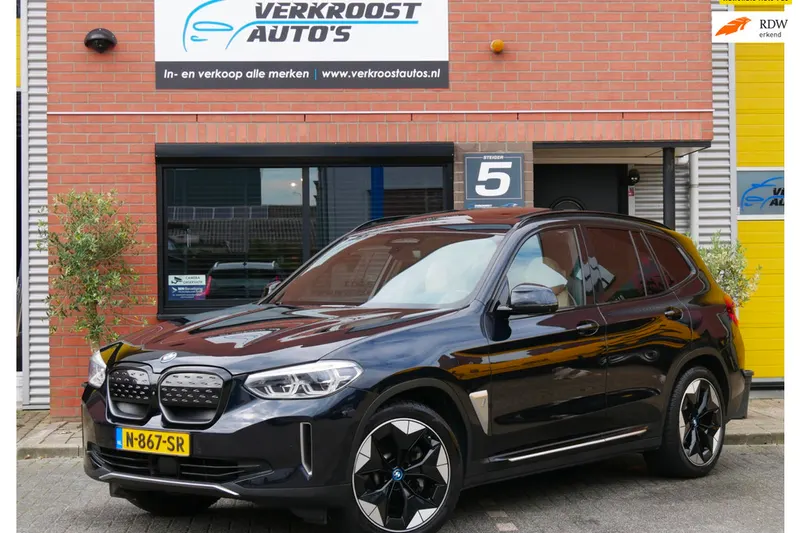 BMW iX3 (2021)