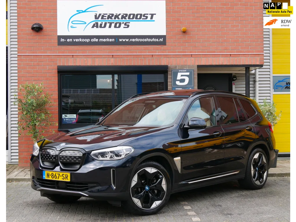 BMW iX3 (2021) — foto 1