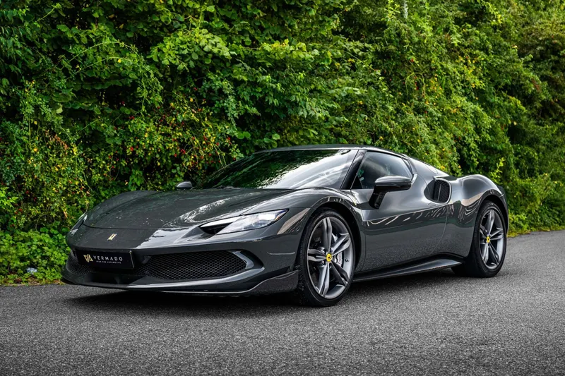 Ferrari 296 GTB (2022)