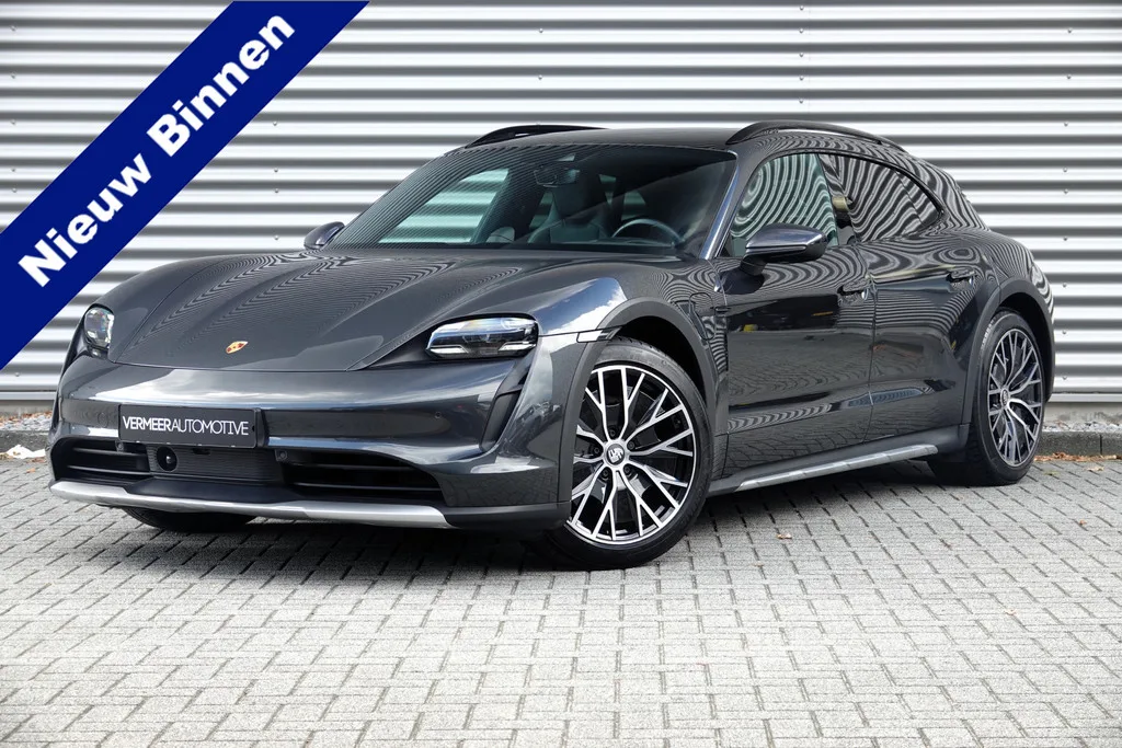Porsche Taycan (2023) — foto 1