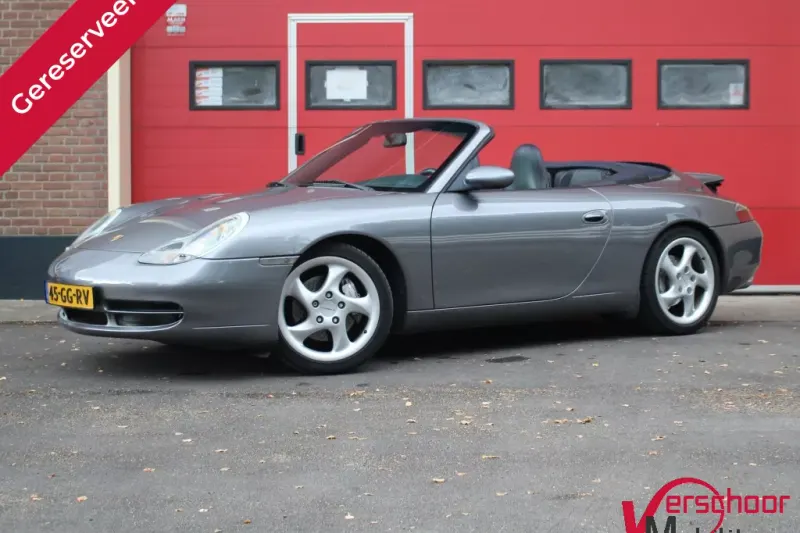 Porsche 911 (2000)