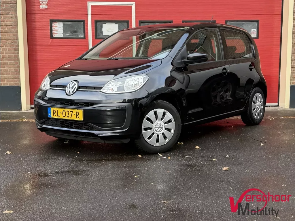 Volkswagen Up! (2018) — foto 1
