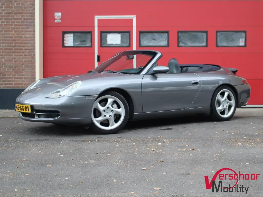 Porsche 911 (2000) — foto 1