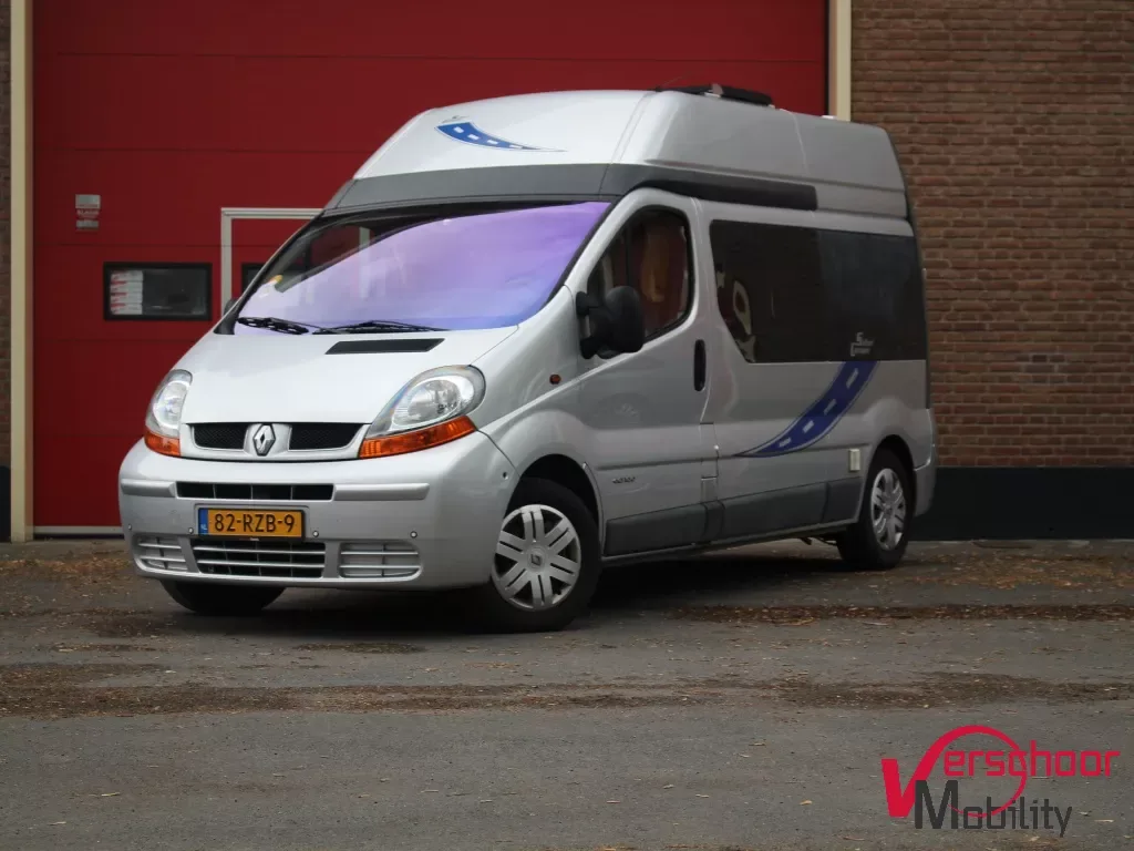 Renault Trafic (2005) — foto 1