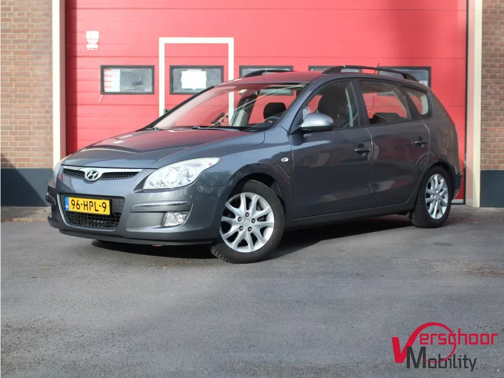 Hyundai i30 (2009) — foto 1