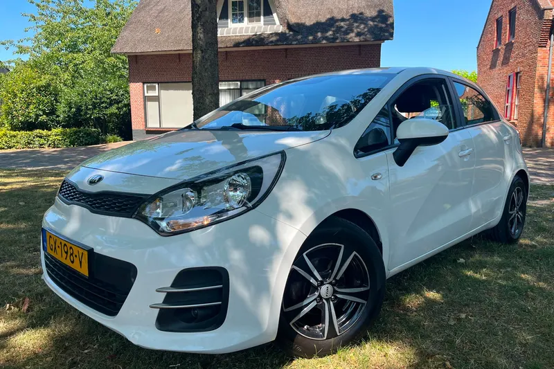 Kia Rio (2016)