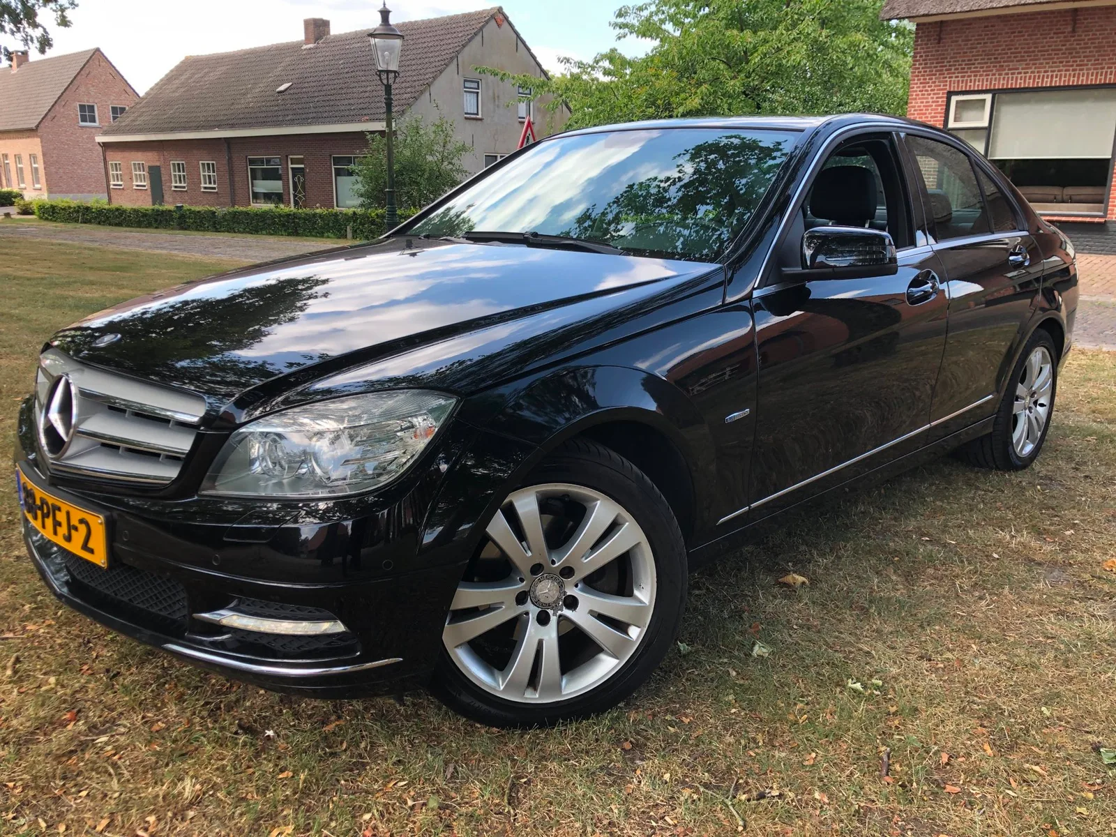 Mercedes-Benz C-Klasse (2011) — foto 1