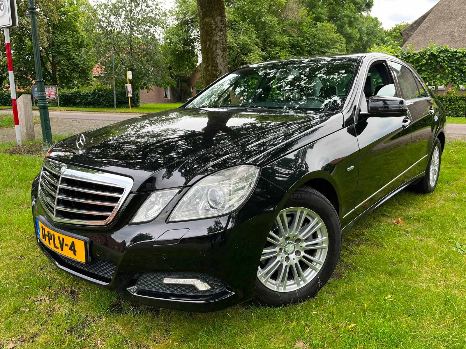 Mercedes-Benz E-Klasse (2009) — foto 1
