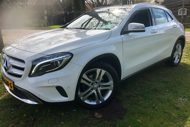 Mercedes-Benz GLA (2017)