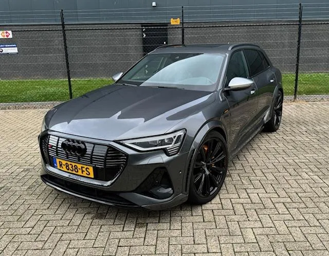 Audi e-tron (2022) — foto 1
