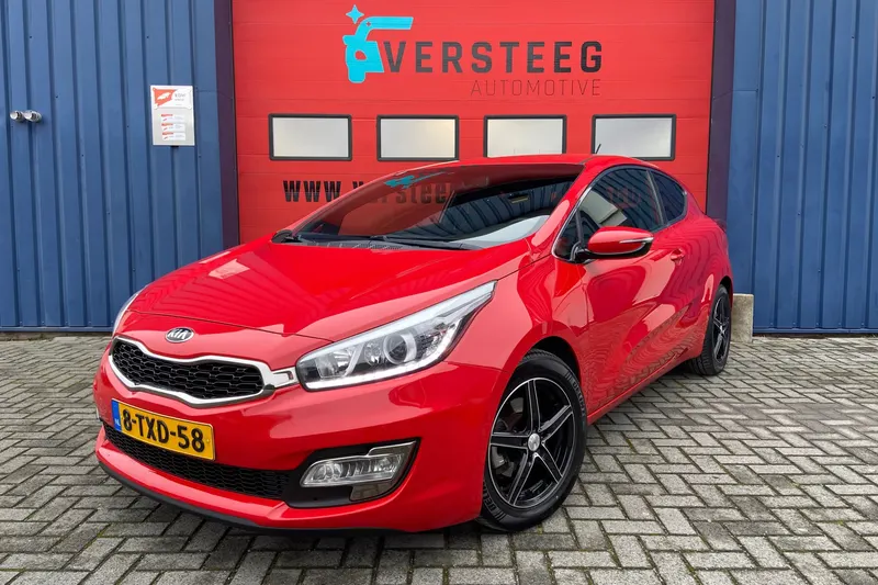 Kia Pro Cee'd (2014)